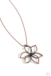 Paparazzi Flowering Fame - Copper
