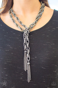 Paparazzi SCARFed for Attention - Gunmetal