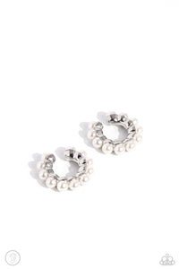 Paparazzi Popular Pearls - White