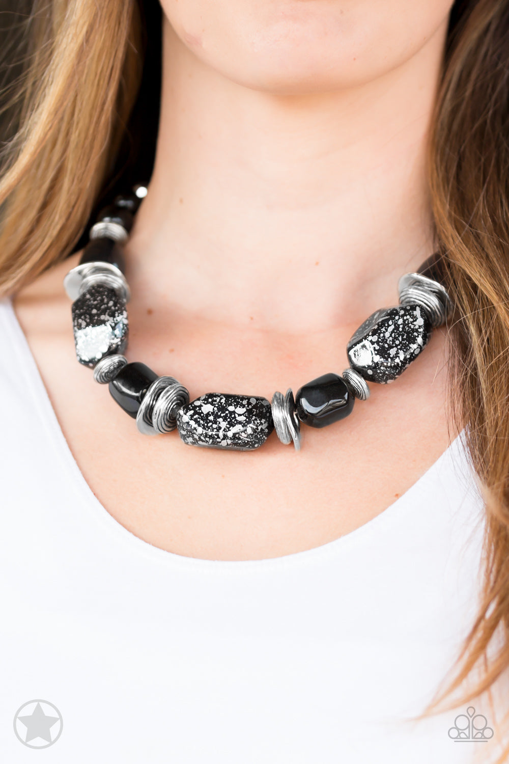 Paparazzi In Good Glazes - Black